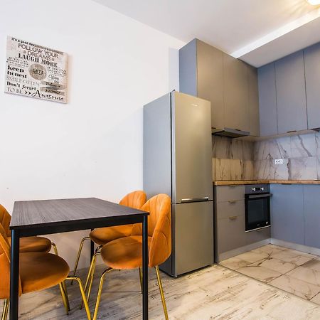 Luxury / Mihai Bravu Apartmens Bucharest Exterior photo