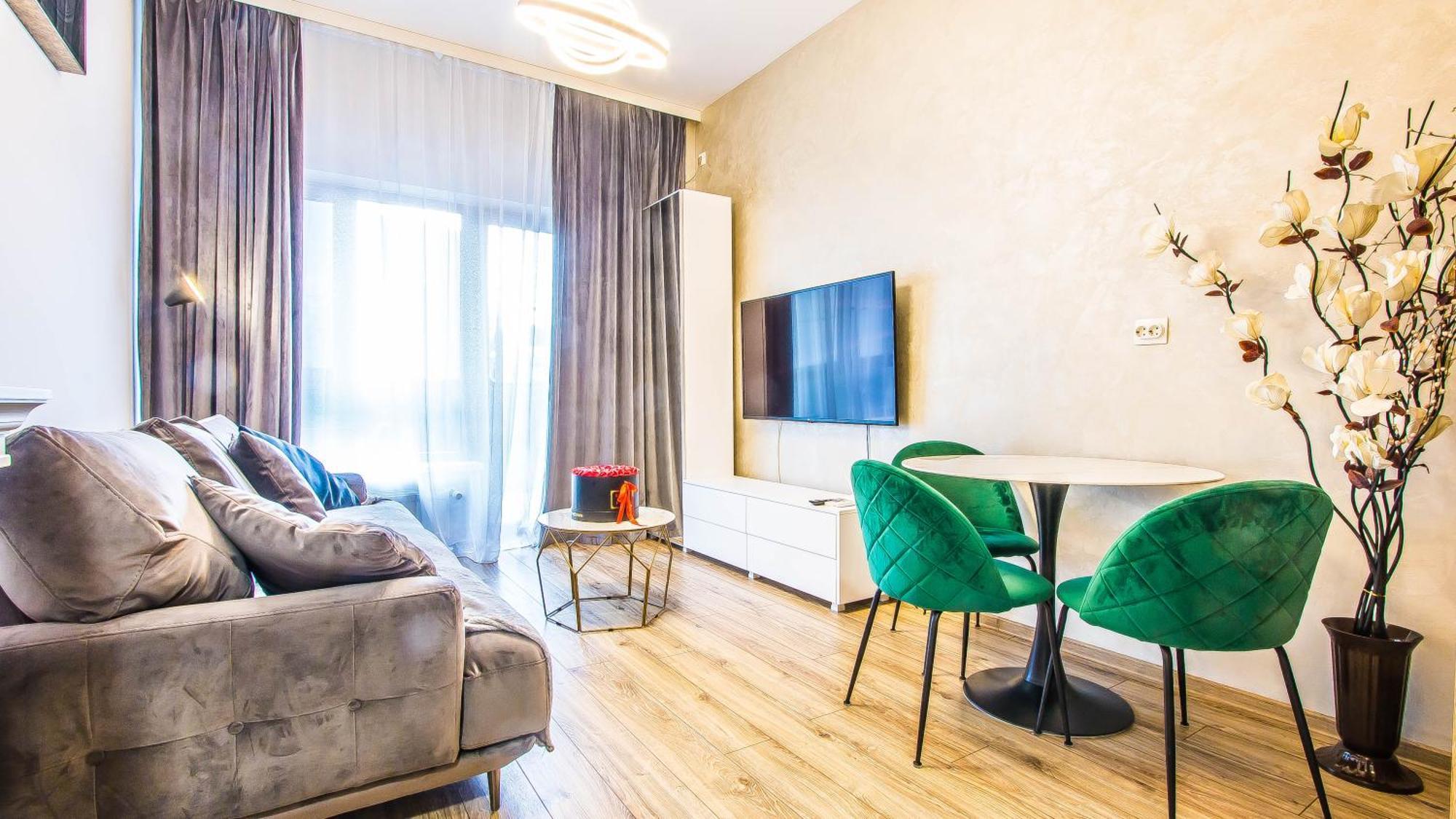 Luxury / Mihai Bravu Apartmens Bucharest Exterior photo
